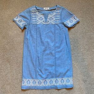 XXS Madewell Embroidered Chambray A-line Dress